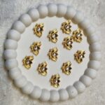 Lotus Golden Colour (pack of 12)