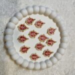 trending Leaf pendent (pack of 6)