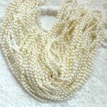5 mm GLASS OVAL SHAPE PEARLS (single line)