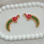 Peacock 🦚 ( pack of 2) can use for hair brouch or EarCuff