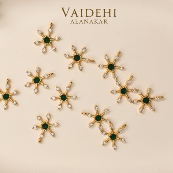 Green star ad stone pendent (Single)