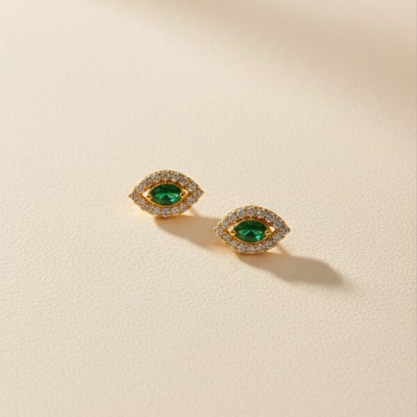 Green eye shape ad stone (Single)