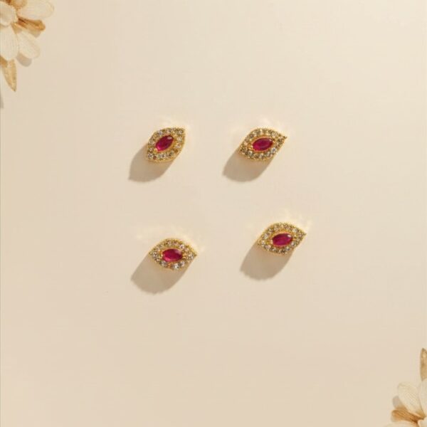 Red eye shape ad stone (Single)