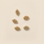 White eye shape ad stone (single)