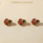 Red chandra with green drop pack of 6