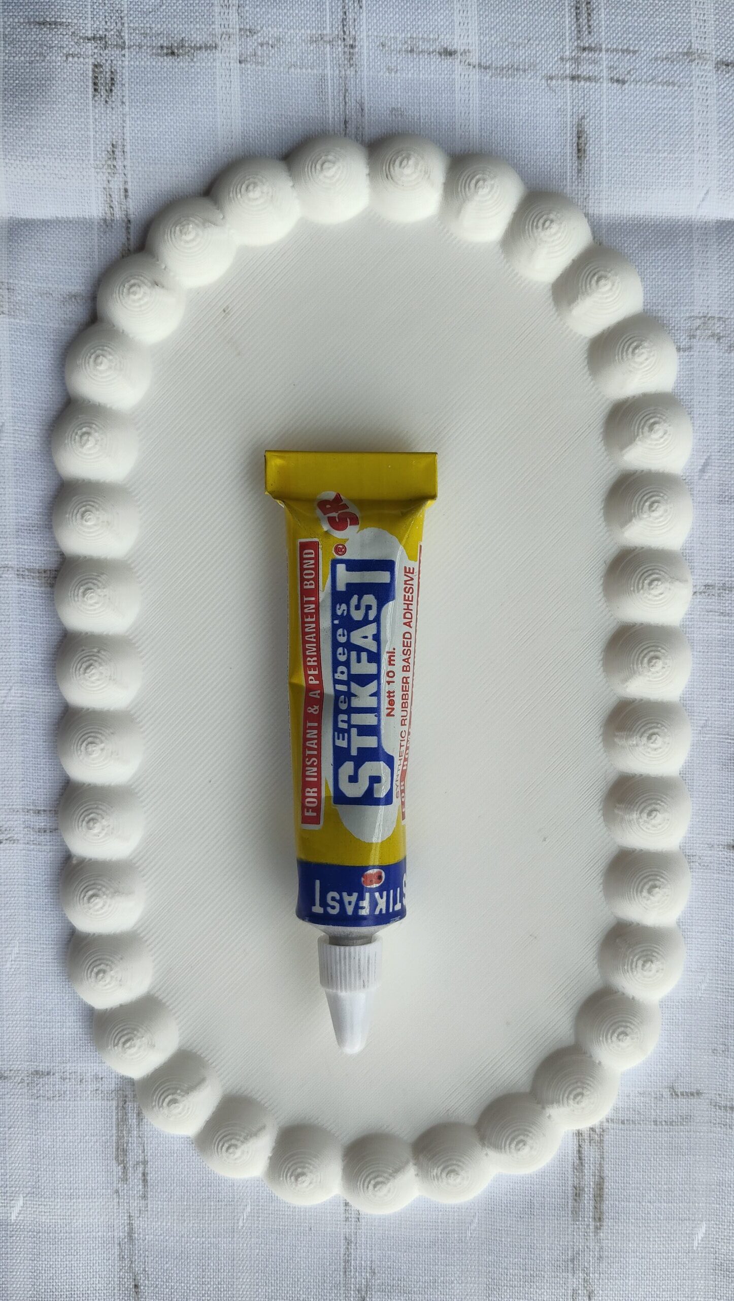 oplus_32 Sticky fast single - Image 1