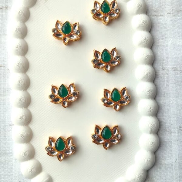 Green white lotus pack pack 6