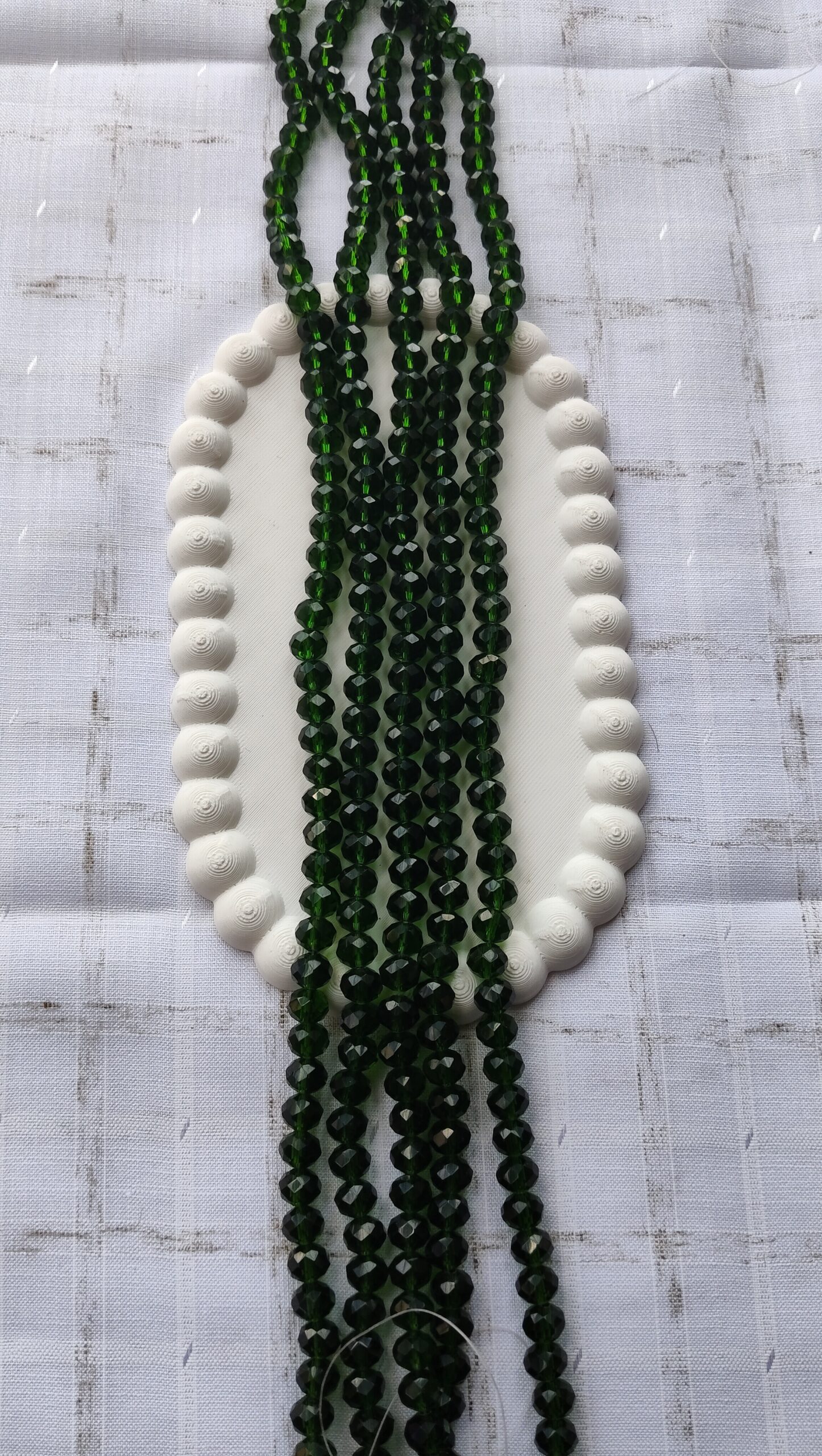 oplus_32 8 mm green crystal (10 mani) - Image 1